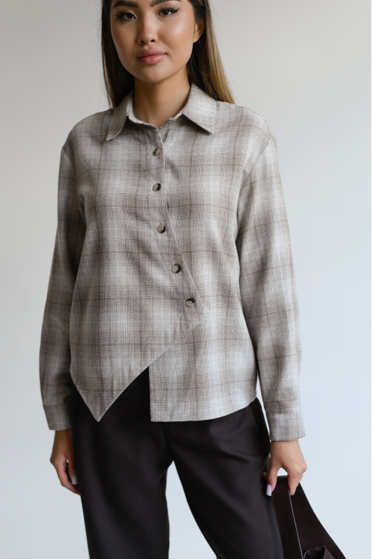 Рубашка геометричной формы